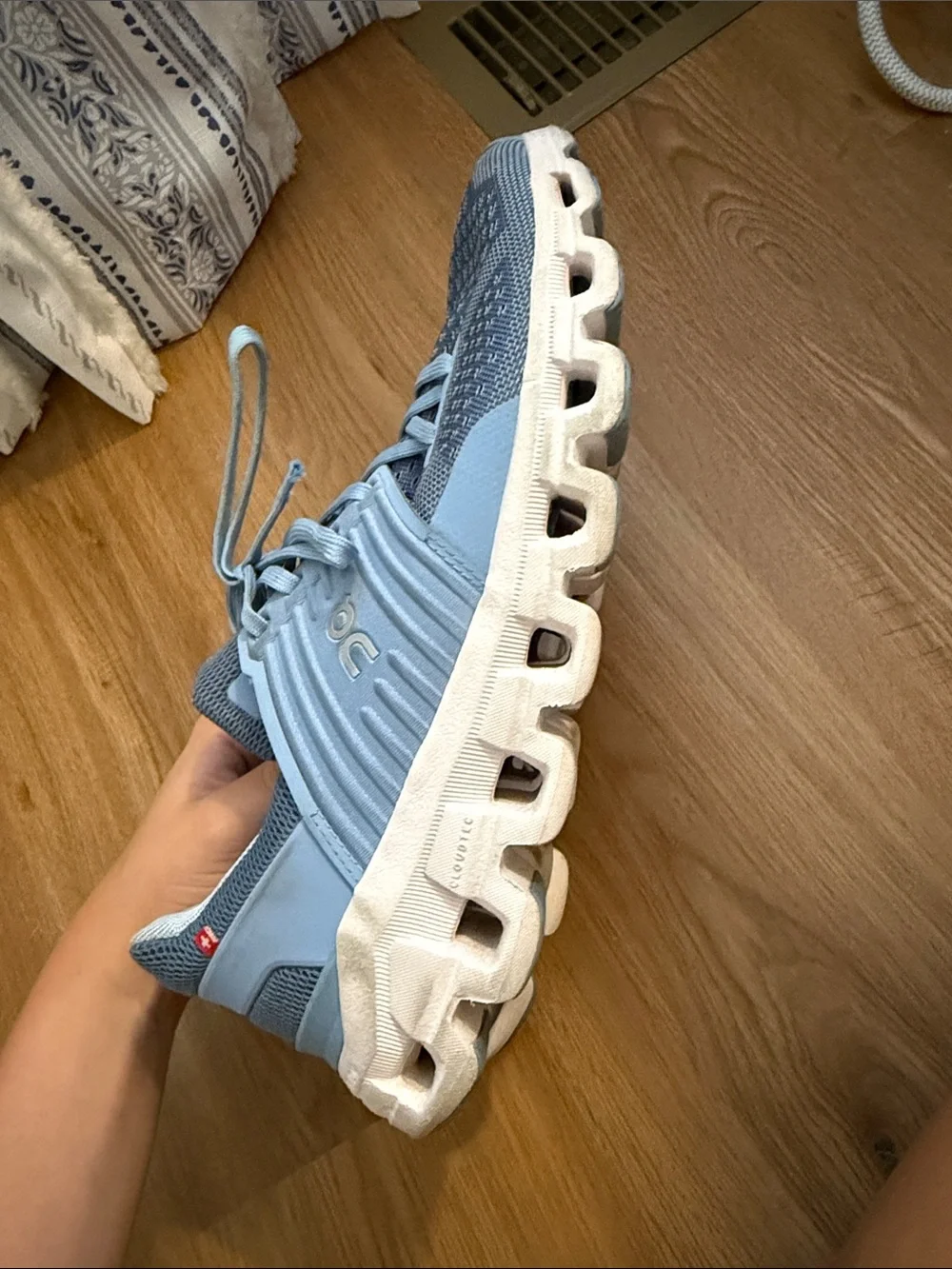 On Cloudswift Women's Athletic Shoes in Light Blue